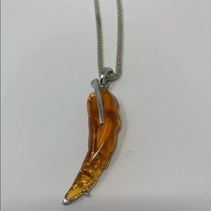 Costume Jewelry Bakelite Leaf Pair Orange Necklace